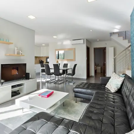 Villa Near Obidos Lagoon And Surf Beaches *